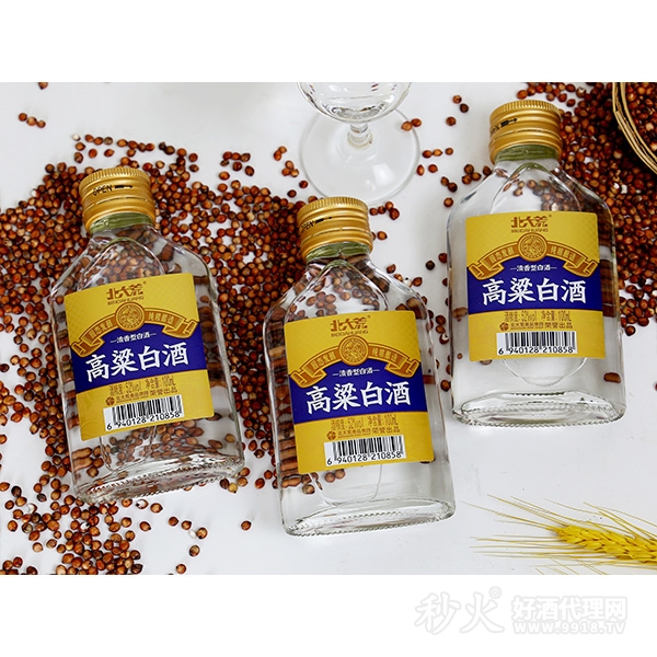 北大荒清香型52度高粱白酒100ml